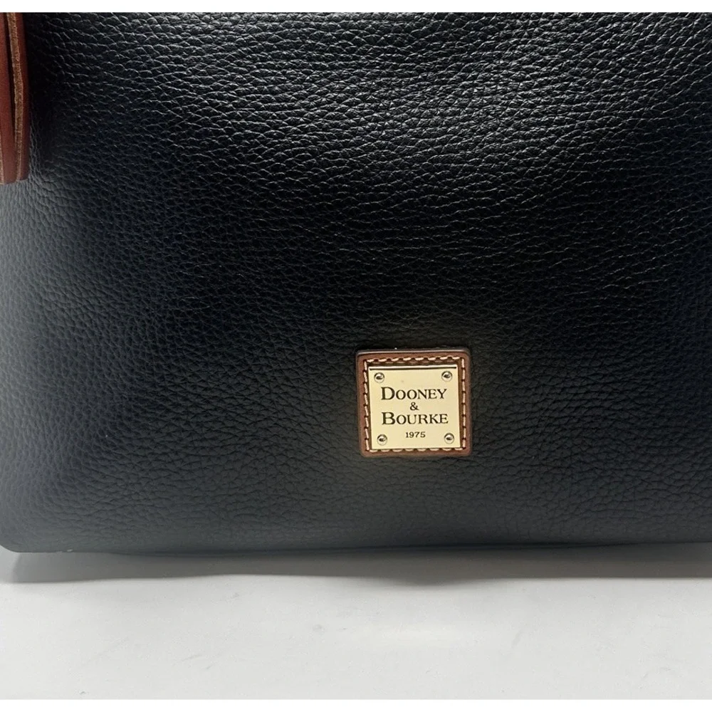 Dooney & Bourke Pebble Grain Paige Sac Black Hobo Tassel Shoulder Bag
